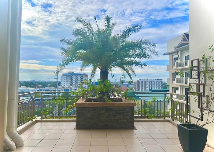 Calathea Luxe Atrium Apartamento Manila